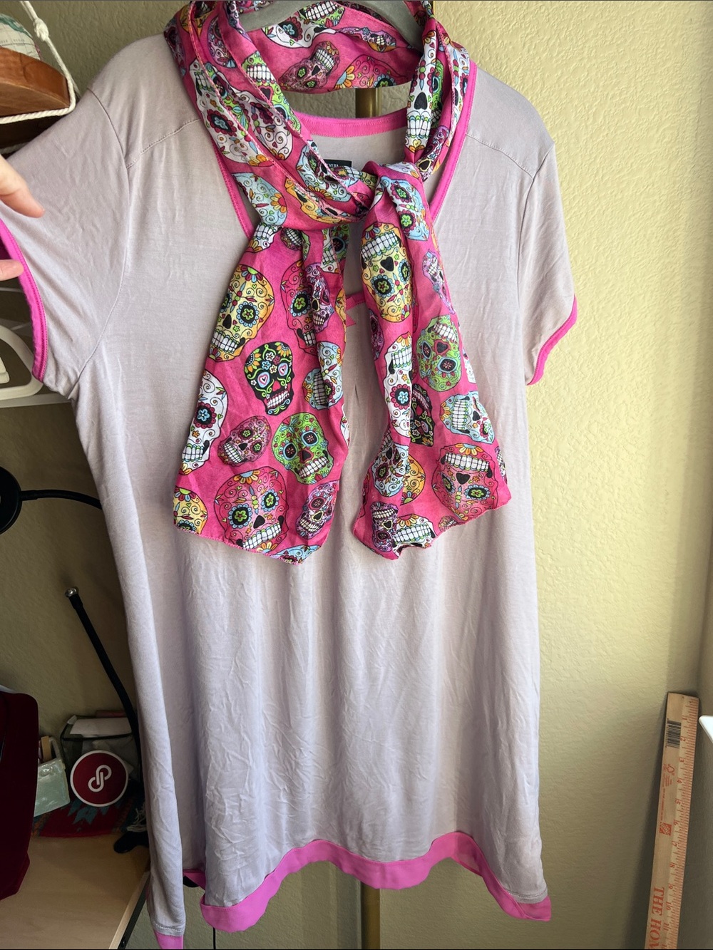Simply Vera Vera Wang Light Lavender Tee with Pink Trim